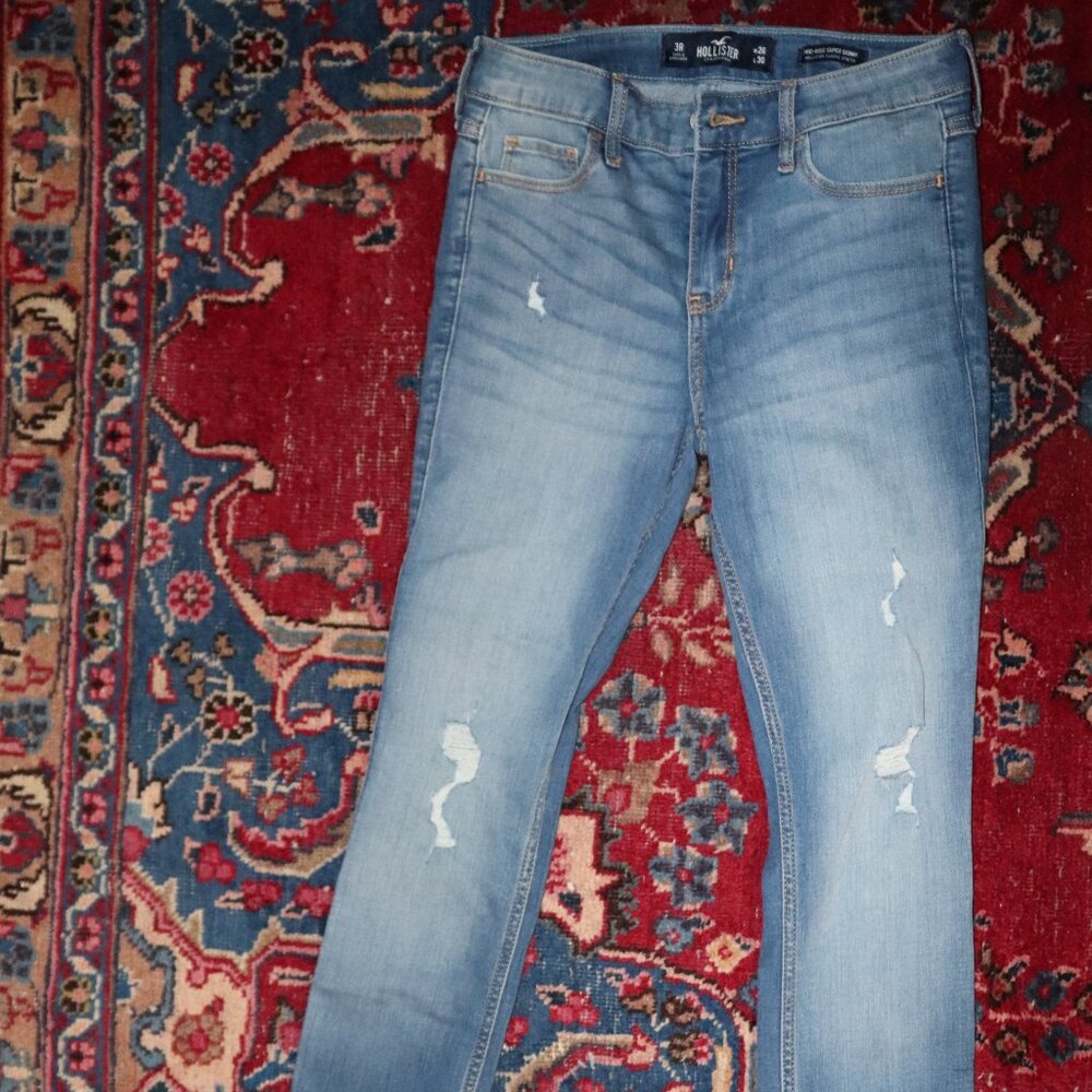 Hollister Skinny Ripped Jeans